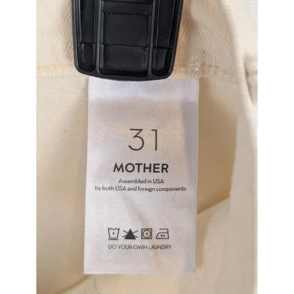 Mother Hustler Patch Pocket Flood Jeans in Act Natural Women's Size 31